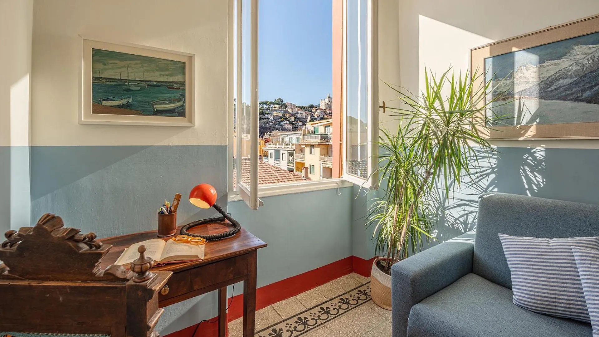 Un Tuffo A Sanremo, Nell'Art Deco! Apartment