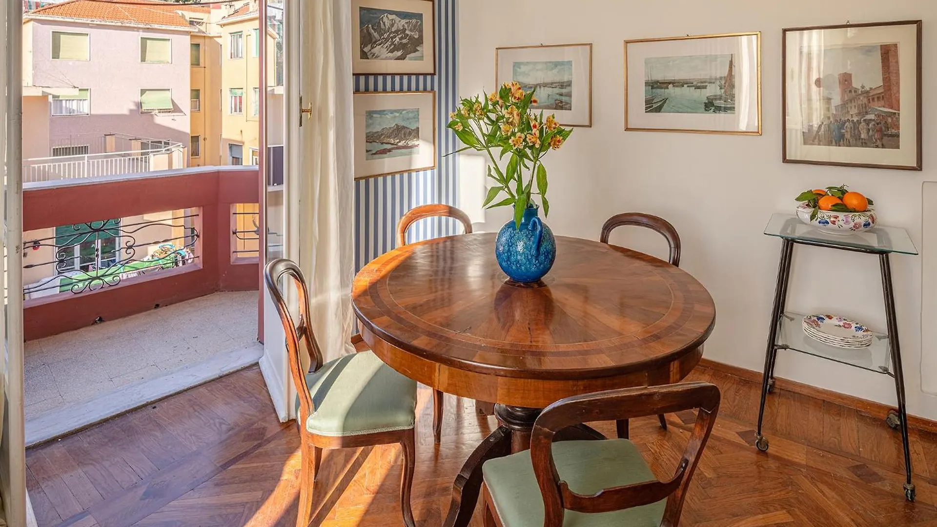 Un Tuffo A Sanremo, Nell'Art Deco! Apartment